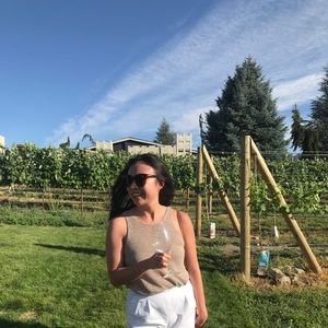 Meet your Posher, Lucy